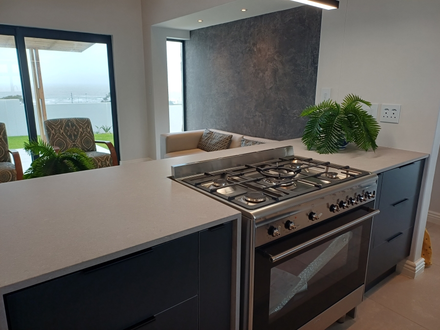 3 Bedroom Property for Sale in St Helena Views Western Cape